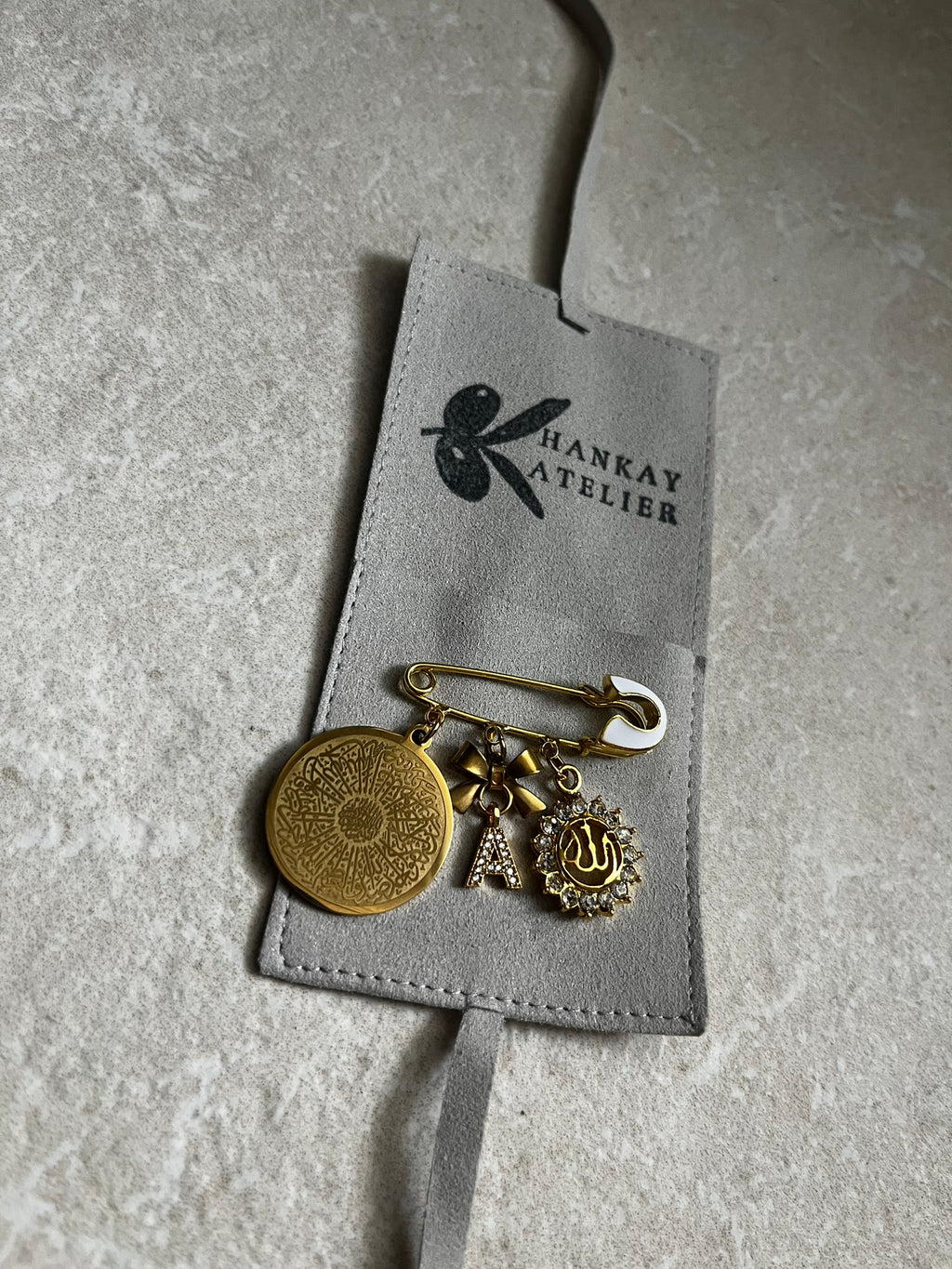 Islamische Babybrosche - Anstecknadel mit Dua