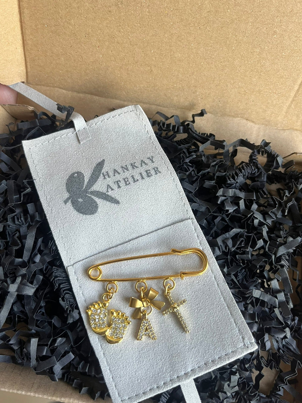 Christliche Babybrosche - Anstecknadel