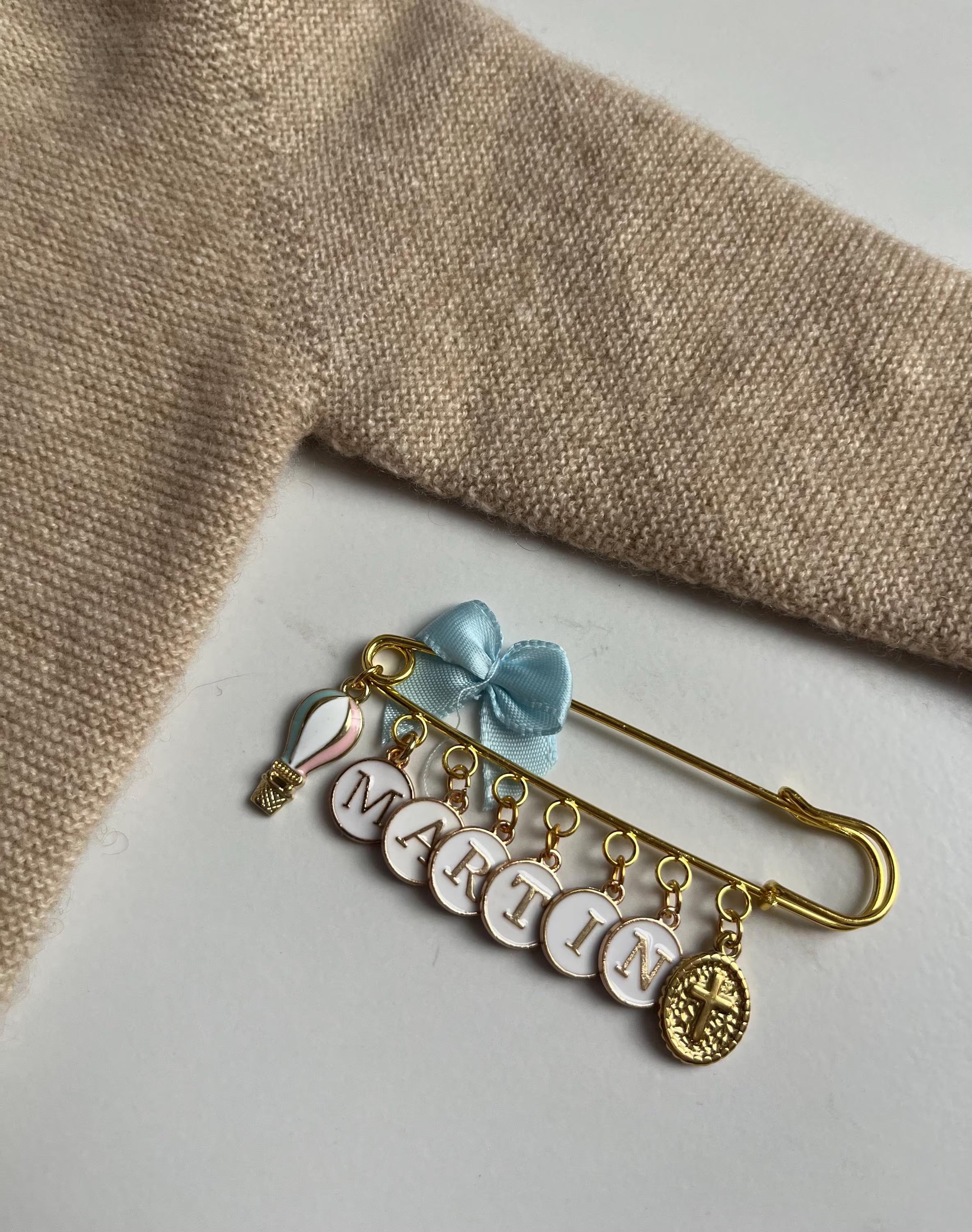 Christliche Babybrosche / Anstecknadel - Geschenk zur Geburt/ Taufe/ Konfirmation