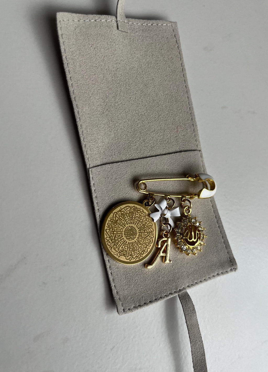 Islamische Babybrosche - Anstecknadel mit Dua